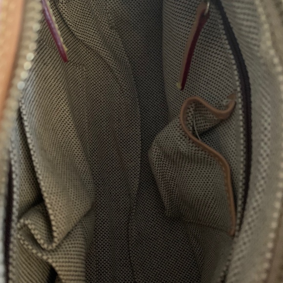 Dooney & Bourke - Women’s Barrel Bag / Purse NWOT - Picture 9 of 14